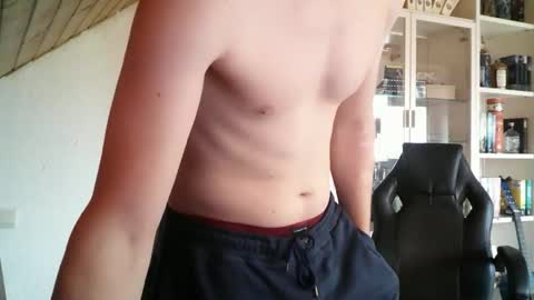 Dan Snow online show from December 4, 11:54 am