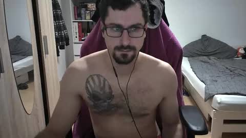 King Dan online show from December 14, 9:21 pm