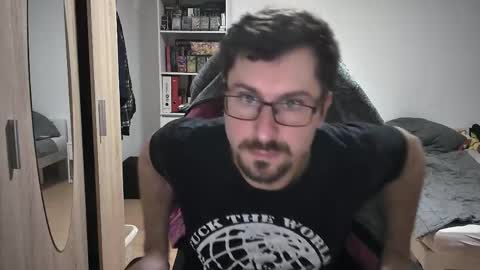 King Dan online show from April 7, 7:16 pm