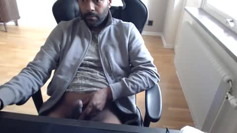 dan_the_man43 online show from May 17, 3:54 pm