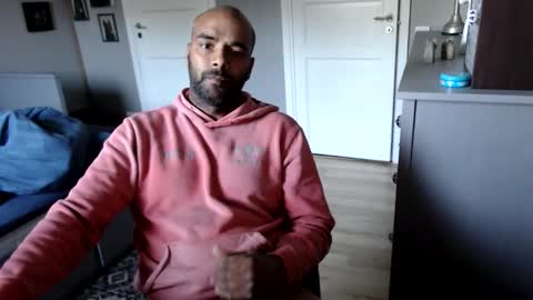 Snapshot of dan_the_man43 chatting on September 23, 2:55 pm dan_the_man43 online show from September 23, 2:55 pm