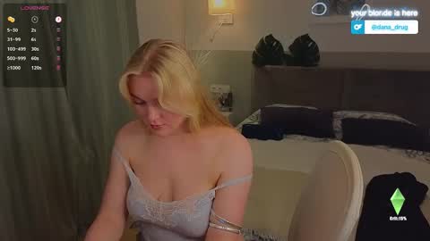 Snapshot of dana_love0 chatting on September 10, 6:09 pm Dana online show from September 10, 6:09 pm