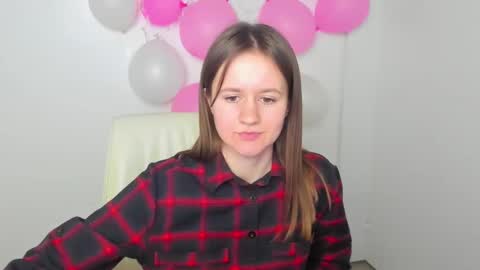 Snapshot of dana_orchid_ chatting on March 7, 3:28 pm Dana online show from March 7, 3:28 pm