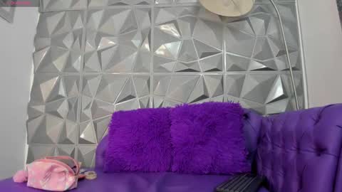    online show from March 12, 10:17 pm