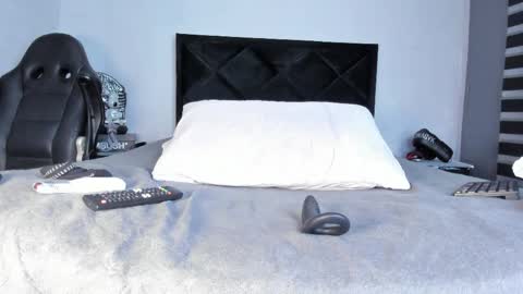 Dancel online show from April 14, 1:47 pm