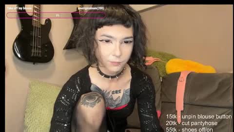 Snapshot of dandelion_sea chatting on September 16, 5:49 pm dandelion_sea online show from September 16, 5:49 pm