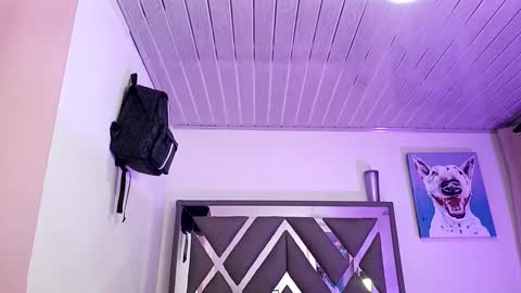 Danella Houston online show from February 26, 9:09 pm