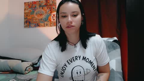 dani y jocelyn online show from March 1, 2:13 pm