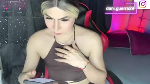 dani online show from June 25, 2:41 am