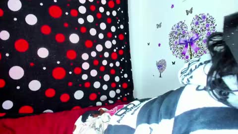 Dania online show from May 6, 5:19 pm