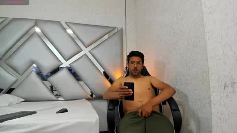 danidick_vc online show from November 26, 12:46 pm