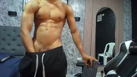 daniel_leconte online show from November 10, 4:48 am