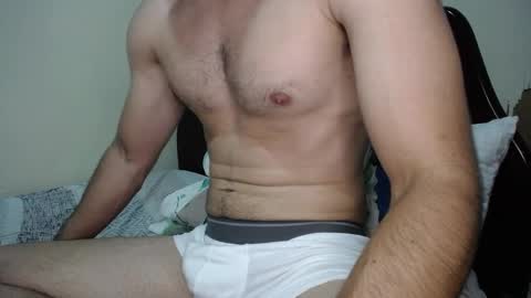 Snapshot of daniel_ny_ chatting on February 21, 10:26 pm Dani online show from February 21, 10:26 pm