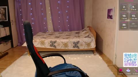 Daniela Cooper online show from April 15, 5:27 pm