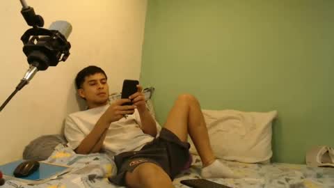 danielitopapii online show from June 26, 5:13 am