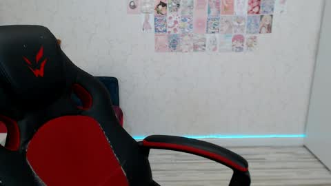 Daniella Martin online show from June 9, 1:39 am