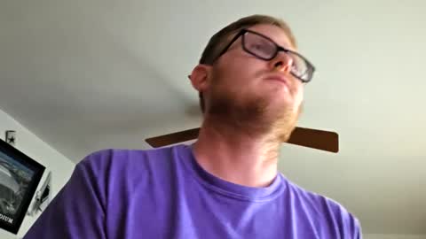 Daniel    y. online show from March 3, 10:39 pm