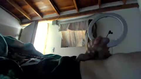 Snapshot of danietravieso127 chatting on October 13, 5:04 pm danietravieso127 online show from October 13, 5:04 pm