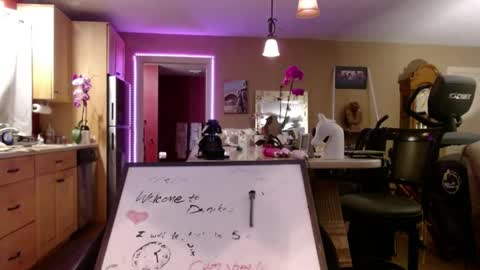 DanikaWhite69 online show from June 3, 1:14 pm