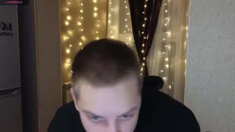 danila online show from December 3, 9:59 pm