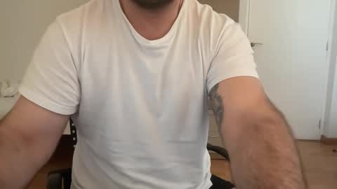 danileush88 online show from March 5, 8:23 am