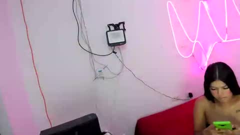 danisexi_96 online show from October 22, 12:58 am