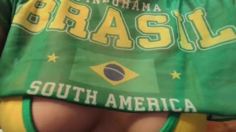 Pau online show from April 14, 11:30 pm