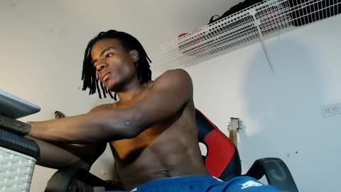 dann_hill_1 online show from February 5, 10:44 pm