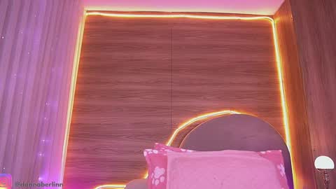 Danna Berlin  online show from March 2, 7:20 pm