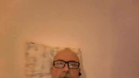 danny26063123 online show from March 26, 3:23 am