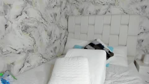danny_fernandez online show from June 3, 7:33 am