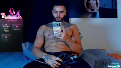 Danny Willson online show from June 3, 2:03 am