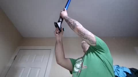 dannylongdong80 online show from January 12, 7:04 am