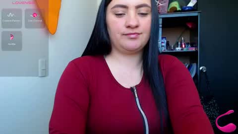 Snapshot of dannyroussette chatting on January 18, 4:31 pm Follow me  Control lovense free D online show from January 18, 4:31 pm