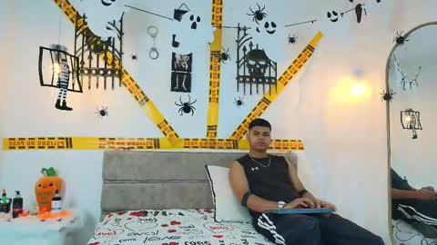 dannysamm online show from October 28, 12:06 pm