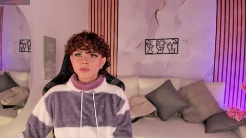 DANNYSA  online show from April 10, 6:19 am