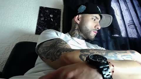 dante_d_angelo_ online show from October 19, 7:29 pm