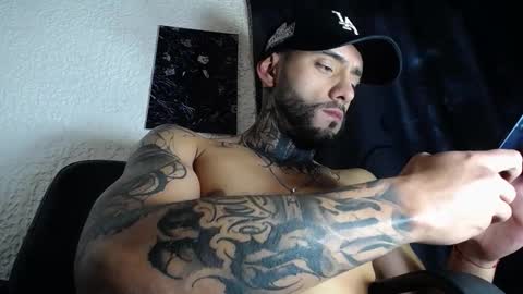 dante_d_angelo_ online show from September 13, 6:38 am