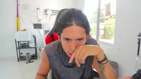 X Dante7373574 online show from September 26, 7:22 pm