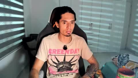 X Dante7373574 online show from March 13, 2:04 am