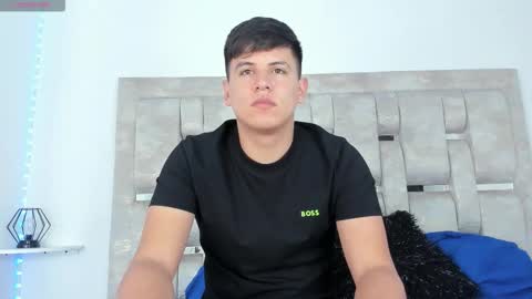 dantestone1 online show from November 9, 11:57 am