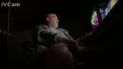 dantheman741 online show from December 27, 2:33 pm