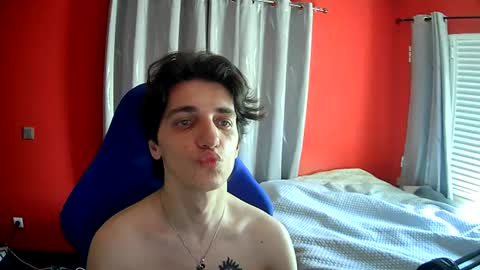 danywhiteyb online show from July 4, 11:03 am