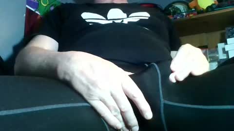 danz30_xxx online show from April 10, 9:47 am