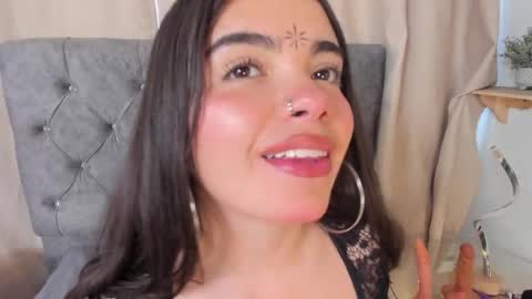 Daphne online show from January 15, 12:58 pm