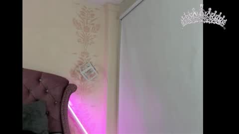 Daphne online show from September 15, 11:44 am