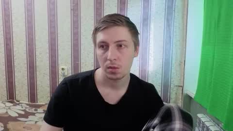 darienlarge online show from March 27, 12:39 pm