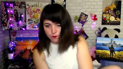 Snapshot of darina_m_ chatting on September 28, 5:16 am Darina online show from September 28, 5:16 am