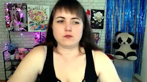 Snapshot of darina_m_ chatting on March 12, 8:41 am Darina online show from March 12, 8:41 am