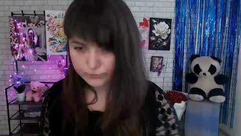 Snapshot of darina_m_ chatting on February 28, 11:47 am Darina online show from February 28, 11:47 am